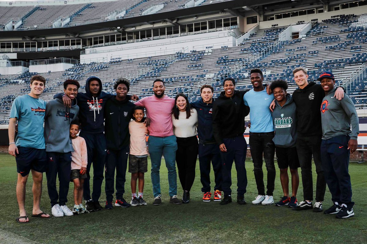 This is more than just a WR group, this is a family. Congratulations <a href="/CharlesMack19/">Coach Mack</a>