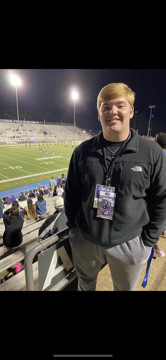 J__Johnson73's tweet photo. Big thanks to @CoachZachLisko for inviting me to the home field last night for an unofficial visit!! Had a great time in a great atmosphere! #RoarLions 🦁 https://t.co/LTo9c4NcAf