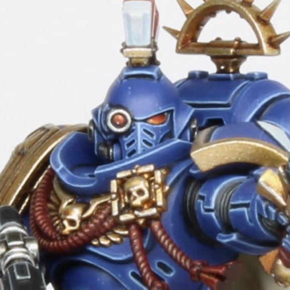 fullofpaint2's tweet photo. Just finished this captain up. Been a crazy 4 weeks painting him. Was sick for 2 weeks and was so rusty it felt like I couldn’t paint but we got there! 😅 #eavymetal #ultramarines #WarhammerCommunity #captain https://t.co/ECIqQ5k6BD