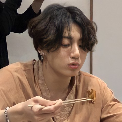 lovelornkoo's tweet image. hii, im new to #studytwt and would love to be moots !! &amp;lt;33

— she/her
— currently studying 1st year of college: bachelor's degree in tourism &amp;amp; reunions 
— speak: 🇲🇽🇺🇲
— learning: 🇫🇷
— '03 liner (18) 
— interests: kpop, working out and reading !!