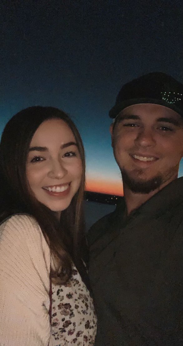 jessshoke's tweet photo. Date☑️ wedding venue☑️ photographer☑️ working on a house☑️ here’s to the start of our new adventure 🥰 https://t.co/IyyscYLvTV