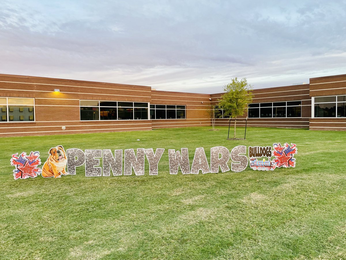 Let the games begin! Who will win? 🐶🐾🐾 #PWChamps #epecpartysigns <a href="/HumbleISD_CE/">Centennial Elementary</a> 🐴💰