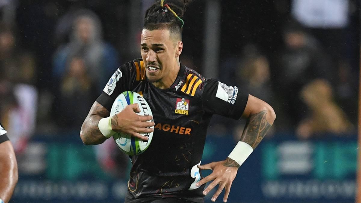 nzherald's tweet photo. #BREAKING | Rugby star Sean Wainui dies in car crash https://t.co/jhKVJ18rC0 https://t.co/bxquaF3OBV