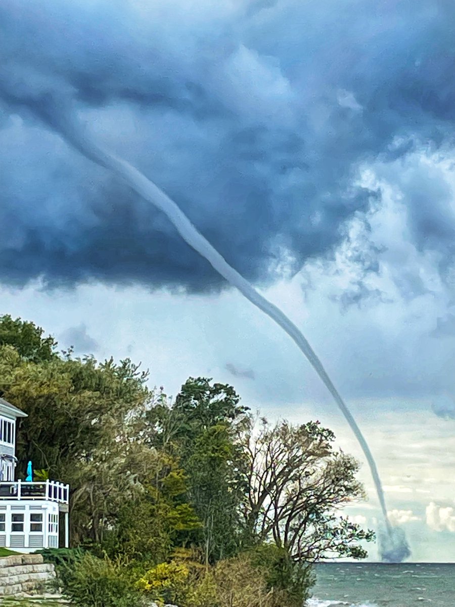 Great Lakes Waterspout Outbreak Update. As of 9 pm EDT Sunday, we have confirmed 15 waterspouts / funnels. See where they occurred at: icwr.ca Here is our favorite picture from today off of Euclid, Ohio. Courtesy Daryl Mummey. #ohwx #nywx #ONWx #onstorm  <a href="/NWSCLE/">NWS Cleveland</a>