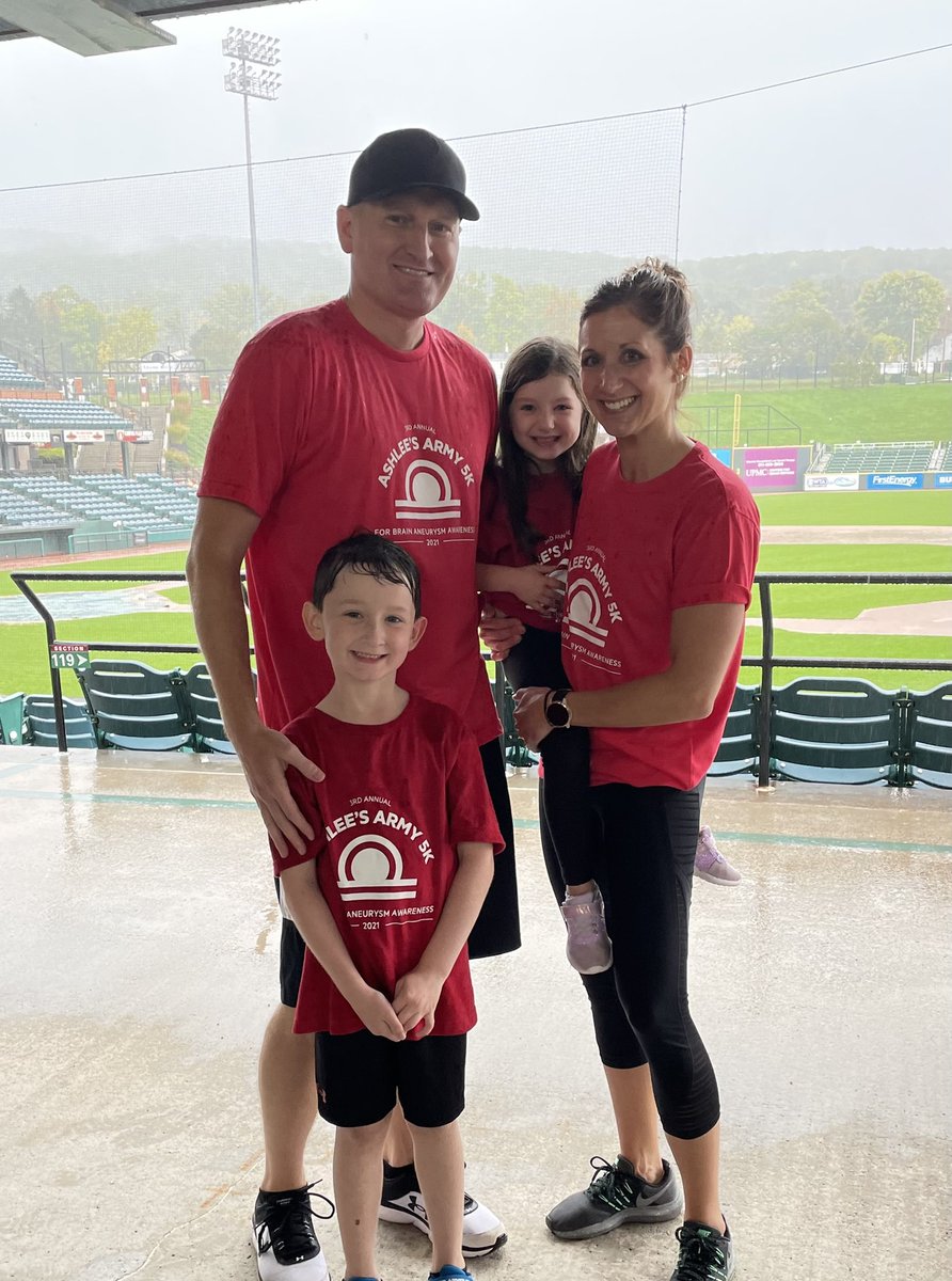 AshleeRMadison's tweet photo. So incredibly thankful for all those who supported Ashlee’s Army this year! I’m so proud to share that we raised over $4,000 for the Brain Aneurysm Foundation! #stopthepop #brainaneurysmawareness https://t.co/HRCmdz2Yrz