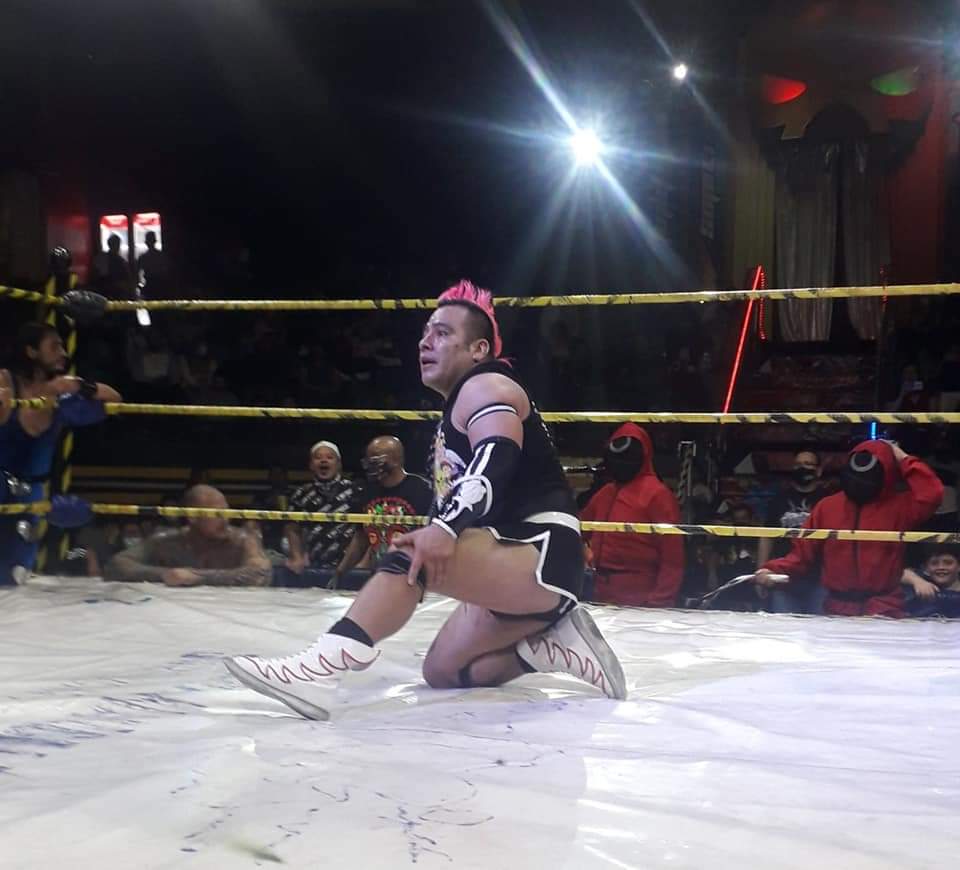 LaTijeraLucha's tweet photo. #Maximo, #HijoDeAlebrije, #VillanoVJr, #HalloweenJr, #Lolita, #CerebroNegro, #CaballeroDePlata, #SuperNova y #DiosaQuetzal, quienes fueron severamente castigados por los temibles cuidadores del ring en un gran cierre de función dominical con el proyecto de #DecideTu...
#latijera https://t.co/rfoQrBNDhX