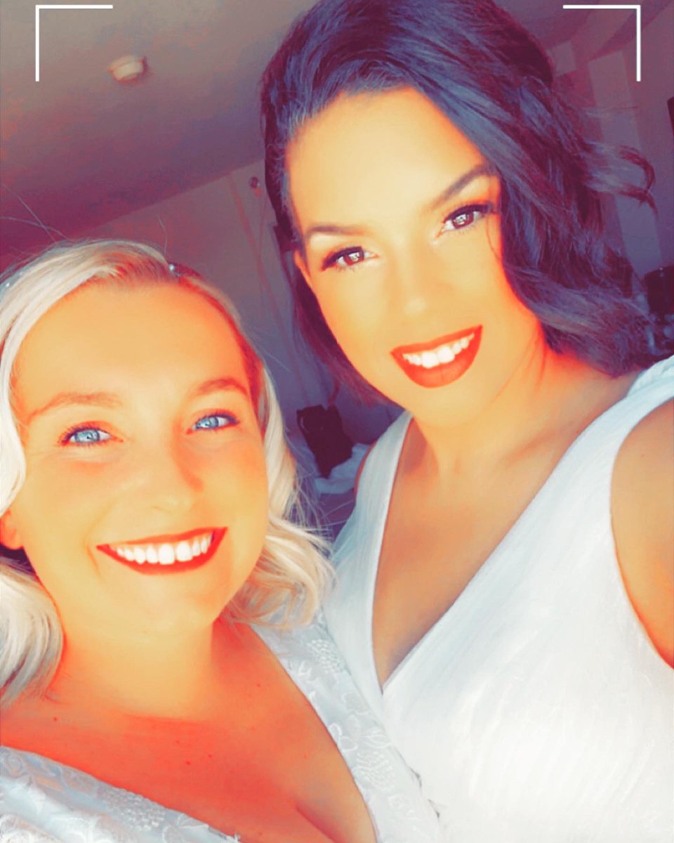 levelupstefie's tweet photo. We got married in vegas 👩🏼‍❤️‍💋‍👩🏾👰🏼‍♀️👰🏽 https://t.co/ZerNlgalkK