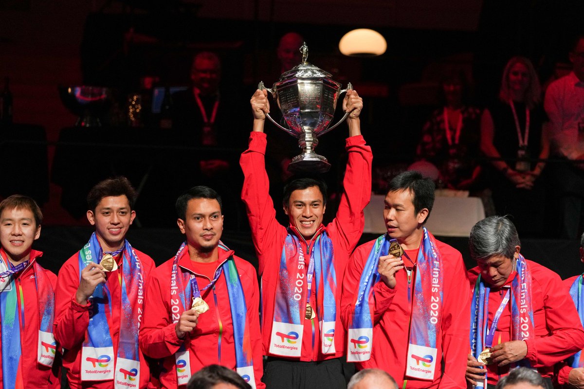 19 tahun lamanya..
Akhirnya ia kembali ke pangkuan ibu pertiwi.

We are the CHAMPIONS!
Indonesia bangga dengan kalian, terimakasih pahlawan bangsa.

#ThomasCup2021 #ThomasUber2020