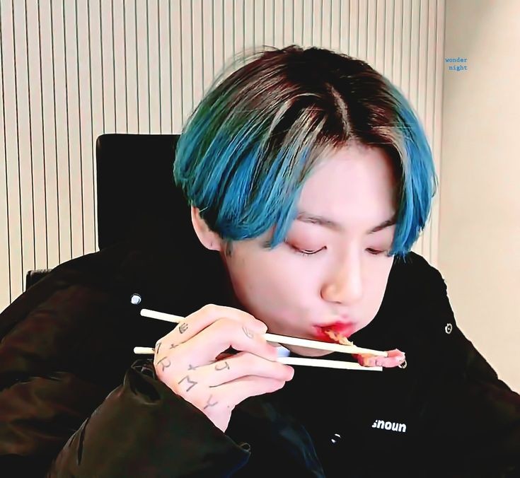 <a href="/djeonggk/">alvaska</a> jangan lupa mamam okaai?! kalo lupa ntar aku ingetin lagi. have a nice day yaa!