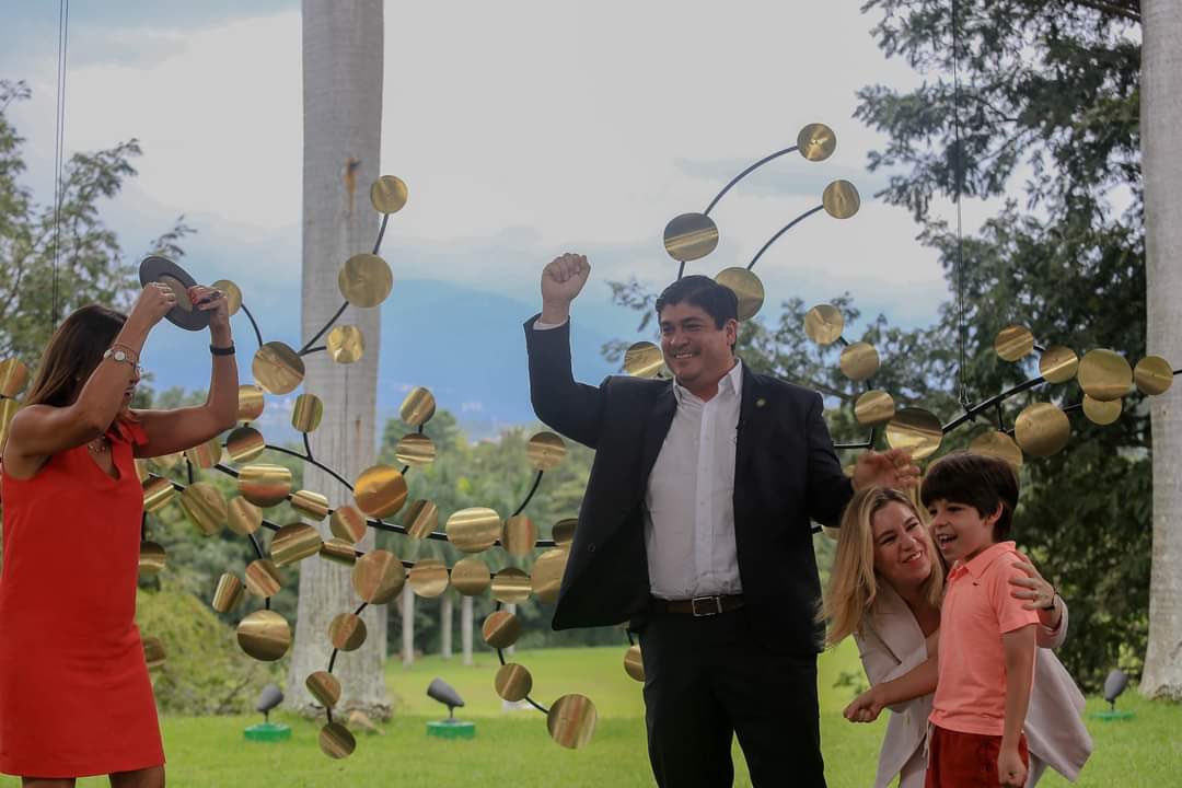 Andrea Meza tweet media