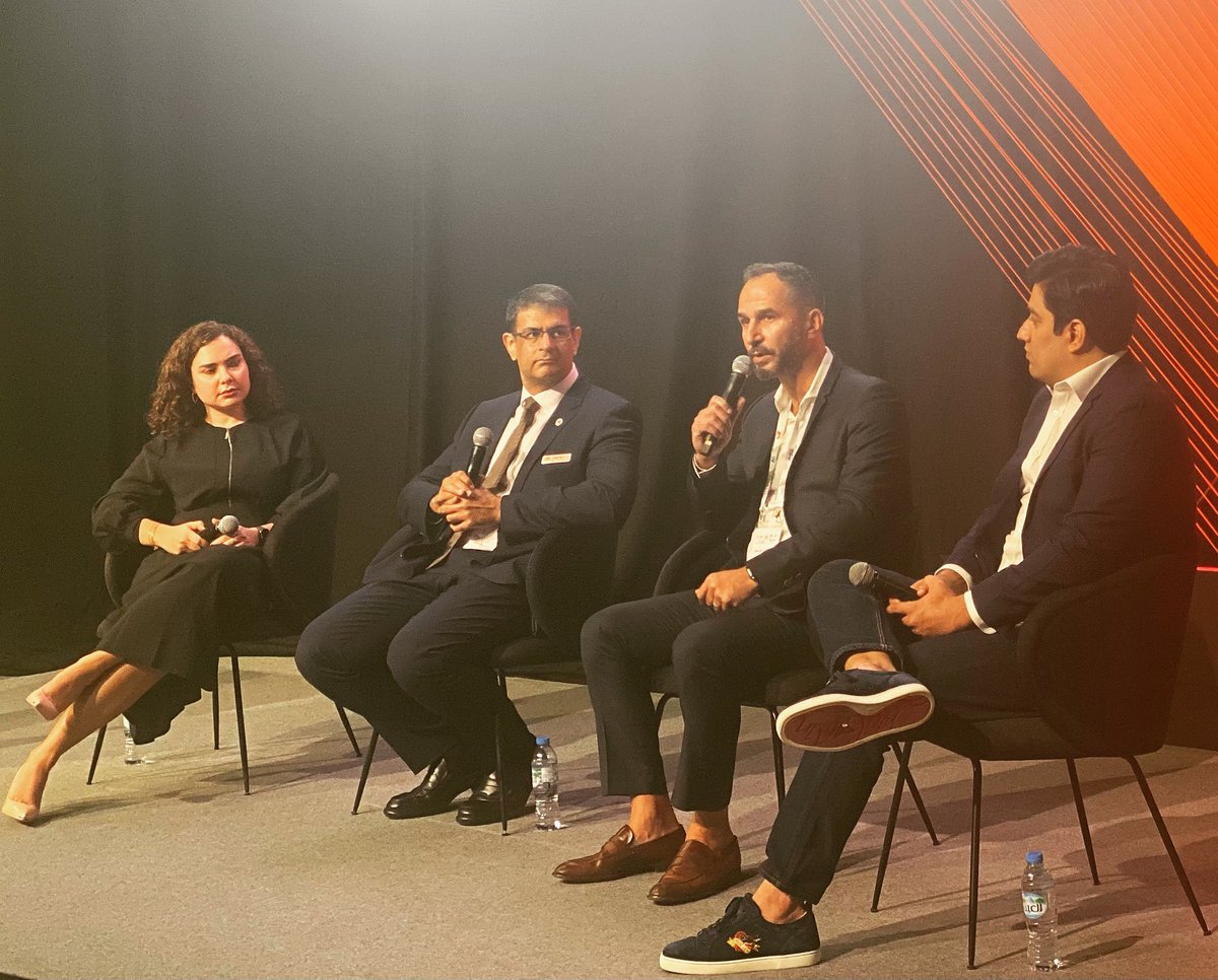 MakeSmartThings's tweet image. Some wonderful Insights on “Technology Revolution in Retail”

Thanks for an Amazing session

Moderator 
@Leafarahh 
Panelist : 
@apanjabi @mentalvr @ramitharisinghani
#gitex #gitextechtalks