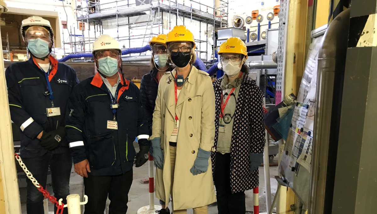 EDFCreys's tweet photo. Nous sommes très heureux d'avoir acceuilli @AnneGerin38, nouvelle présidente de la commission locale d'information #CLI de Creys-Malville, lors d'une visite du bâtiment réacteur de #SUPERPHENIX. Une première rencontre qui lance notre collaboration pour l'information du public. https://t.co/TY82jeXITf