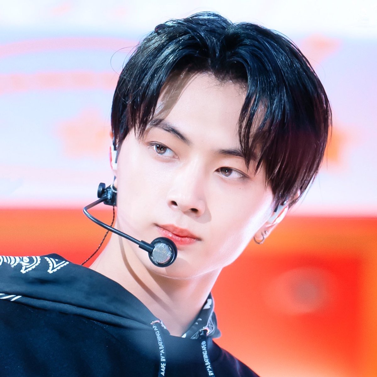 0420FEED's tweet photo. Stunning. 

#ENHYPEN_JAY #JAY #엔하이픈_제이 #제이 https://t.co/duvxQZOhMe