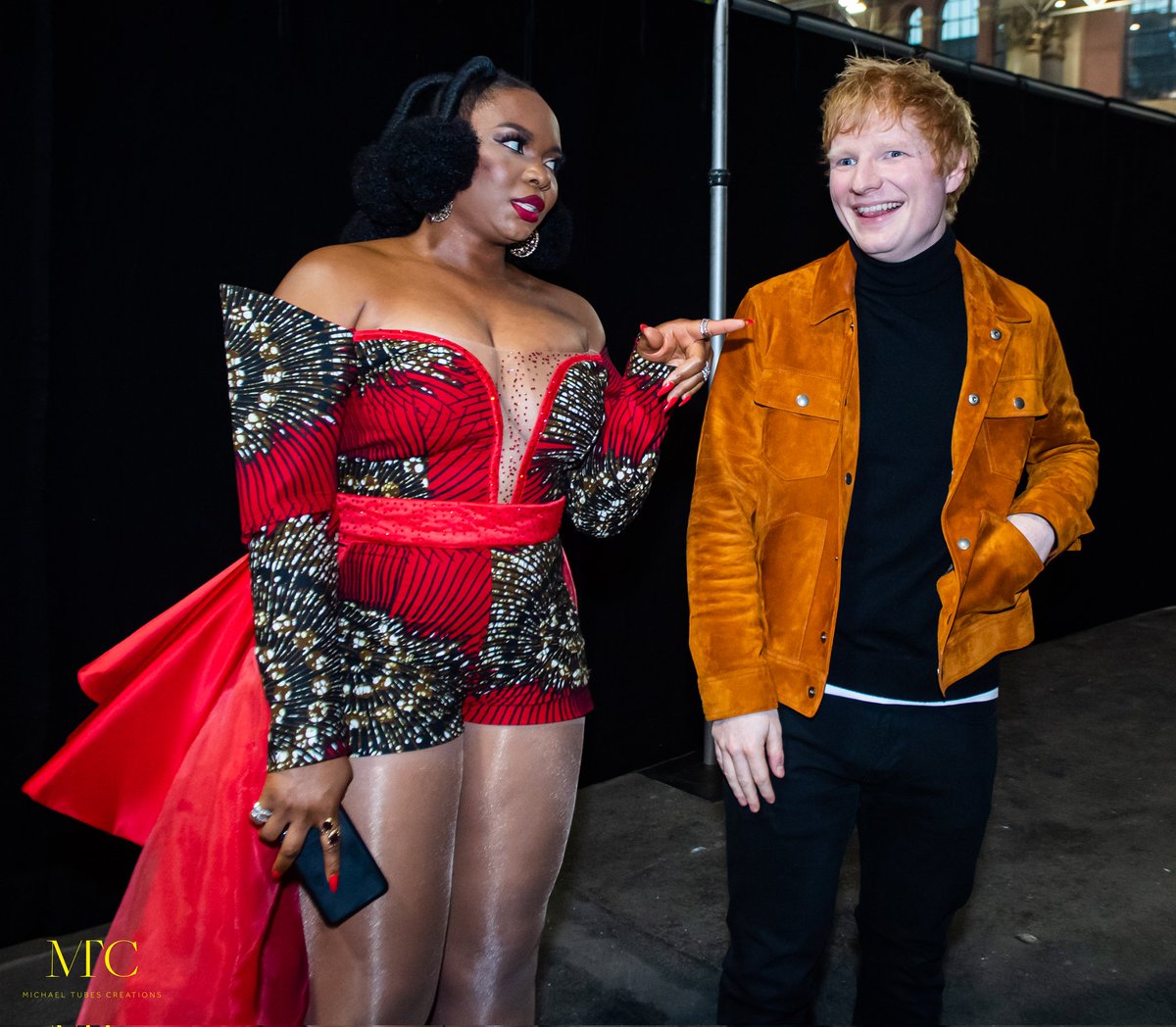 yemialadee's tweet photo. This Jollof wahalla ..... Ghana 🇬🇭 vs Nigeria 🇳🇬 hmmm baba @edsheeran 🤣❤ https://t.co/p5X4MMDDeh