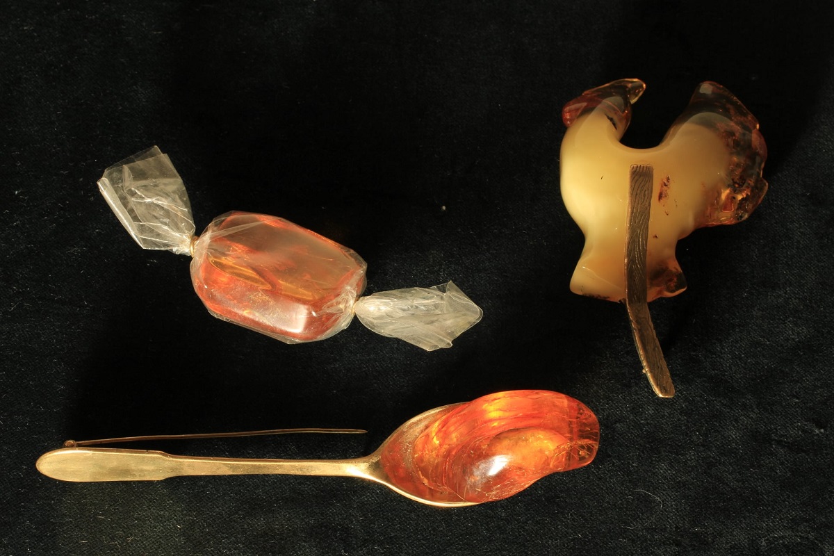 MID_Kaliningrad's tweet photo. 🍭Look at this amber "candies" from the collection of Kaliningrad @Ambermuseum. Isn't this wonderful?

#Amber is fossilized resin of ancient conifers that grew more than 40 million years ago. 

More info about museum👉https://t.co/LQIsj9rVjc

#Visit @Russia🇷🇺#VisitKaliningrad! https://t.co/CBvaLgiHoq