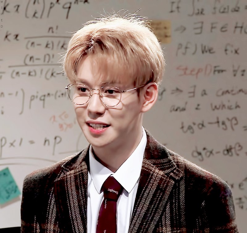 WIPED0708's tweet photo. 오랜만에 범바너 재탕했댱~
범바너 안 본 새럼 꼭 보세용//ㅂ//
분량은 적지만 브끙 넘나 귀엽구 똘똘하게 나옴ㅜㅜ
#박경 #블락비

https://t.co/UPcsZmwu1b (=짤) https://t.co/kGfAOg2OA9