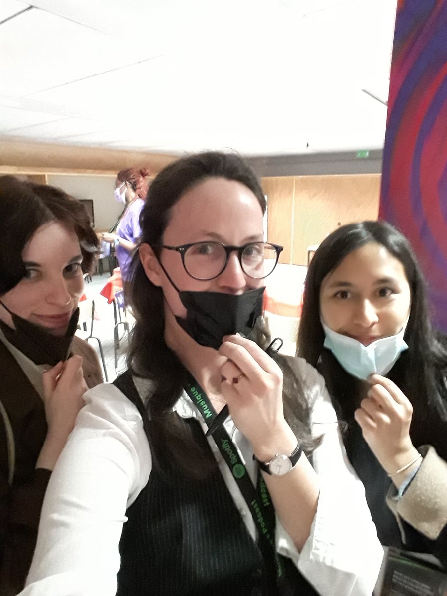 FannyCOMO's tweet photo. Bilan du week end :
≈ 100 personnes ont eu des conseils de podcasts par les @Moissonores 🎧
- joie de voir les ami.e.s 💜
- joie de voir des podcasts récompensés pr leur boulot, encore bravo @venuslepodcast 💛
- j'ai quasiment perdue ma voix, surtout à cause de la fatigue 🤫 https://t.co/hVhmrvSJkd