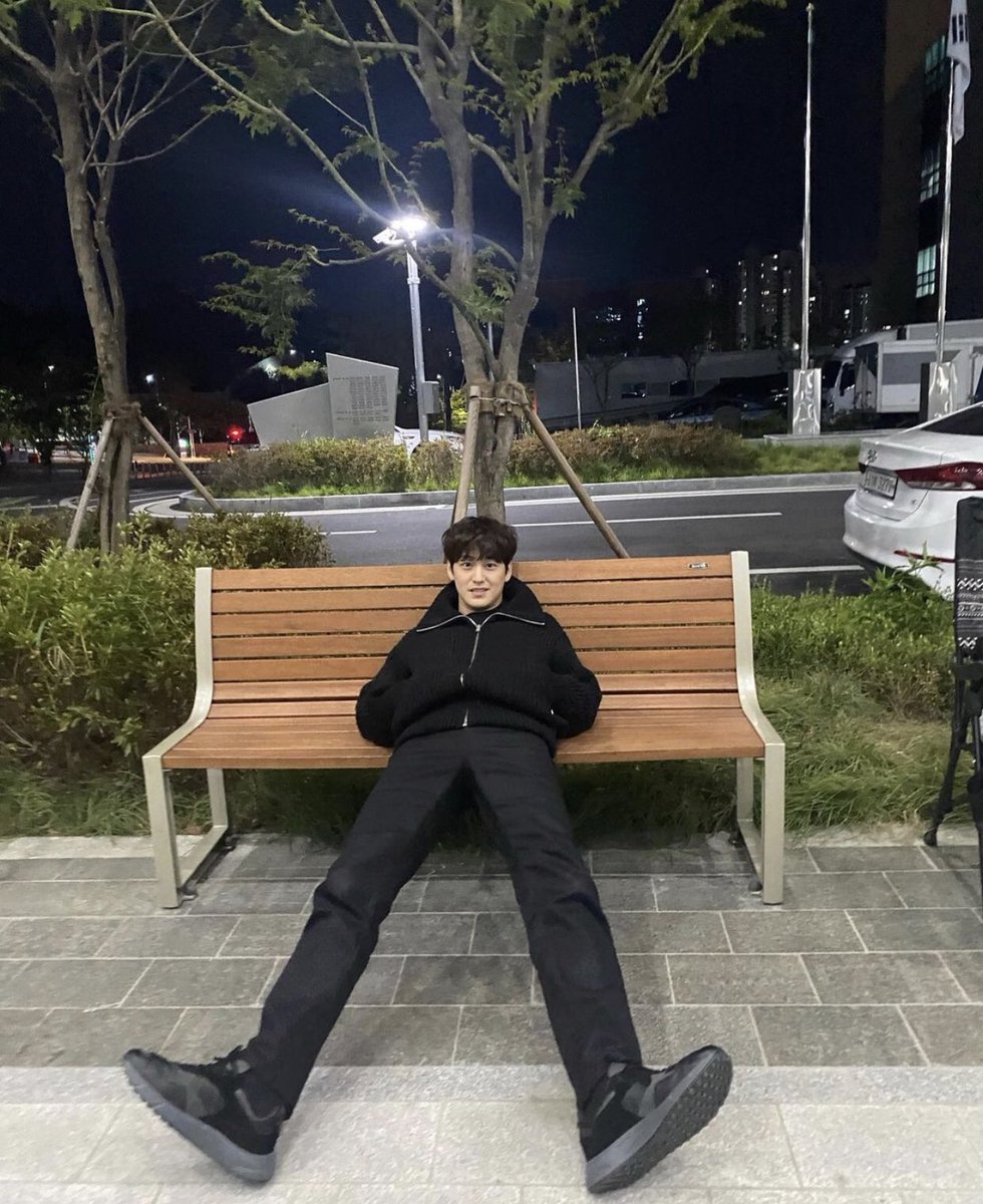 kimbumphofc's tweet photo. [IG UPDATE: @/k.kbeom]

Good way to start this week! 

Kim Bum’s so cute 🥰 

#KimBum #KimBeom https://t.co/eq1bDxafyS
