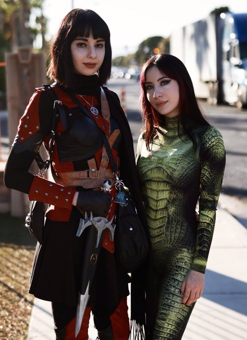 Went to the ren fair with the Listener @TheSphereHunter and my Argonian mask didn&rsquo;t come in time 🦎😂 https://t<a class="tags" target="_blank" title="On Twitter" href="/?out=eyJ0eXAiOiJKV1QiLCJhbGciOiJIUzUxMiJ9.eyJpYXQiOjE3MTk3NzE2NzYsImlzcyI6InR3cG9ybnN0YXJzLmNvbSIsIm5iZiI6MTcxOTc3MTY3NiwiZXhwIjoxNzUxMzA3Njc2LCJyZWRpcmVjdF91cmwiOiJodHRwczovL3R3aXR0ZXIuY29tL1RoZVNwaGVyZUh1bnRlciJ9.al-IrZFgLrameb-6u6KjPPdXlB8tJXREmjUe7mM31cteL_LIIQutoPABdnXmG6-pk3I9UYKFGDsQcnGDFVoUnQ">@TheSphereHunter</a>