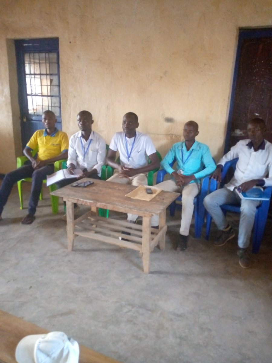 SangweCosaka's tweet photo. Kuri   uyu wa 17/10/2021 ubuserukizi bwa barondezi bakazi muri kominebwagendeye abanywanyi- borozi bo murizone bigina munyuma habaye inama yahuje indongozi ziserukira abarondezi bakazi na https://t.co/aEPRhjrHRP.kakuva murizone gushika kumutumba tukaba twaganiriye ibitaribike https://t.co/F0Fo7LY39M