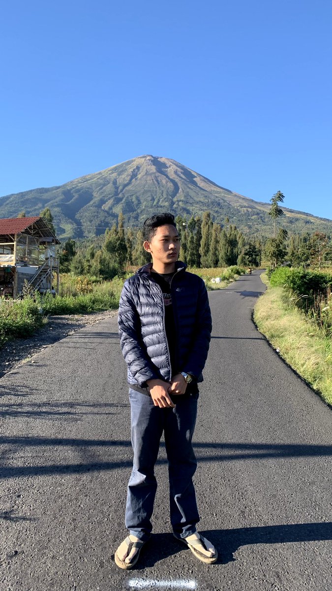 tegar_hardika's tweet photo. Harapan keluarga vs kesayangan keluarga https://t.co/hYyvDl1m9r