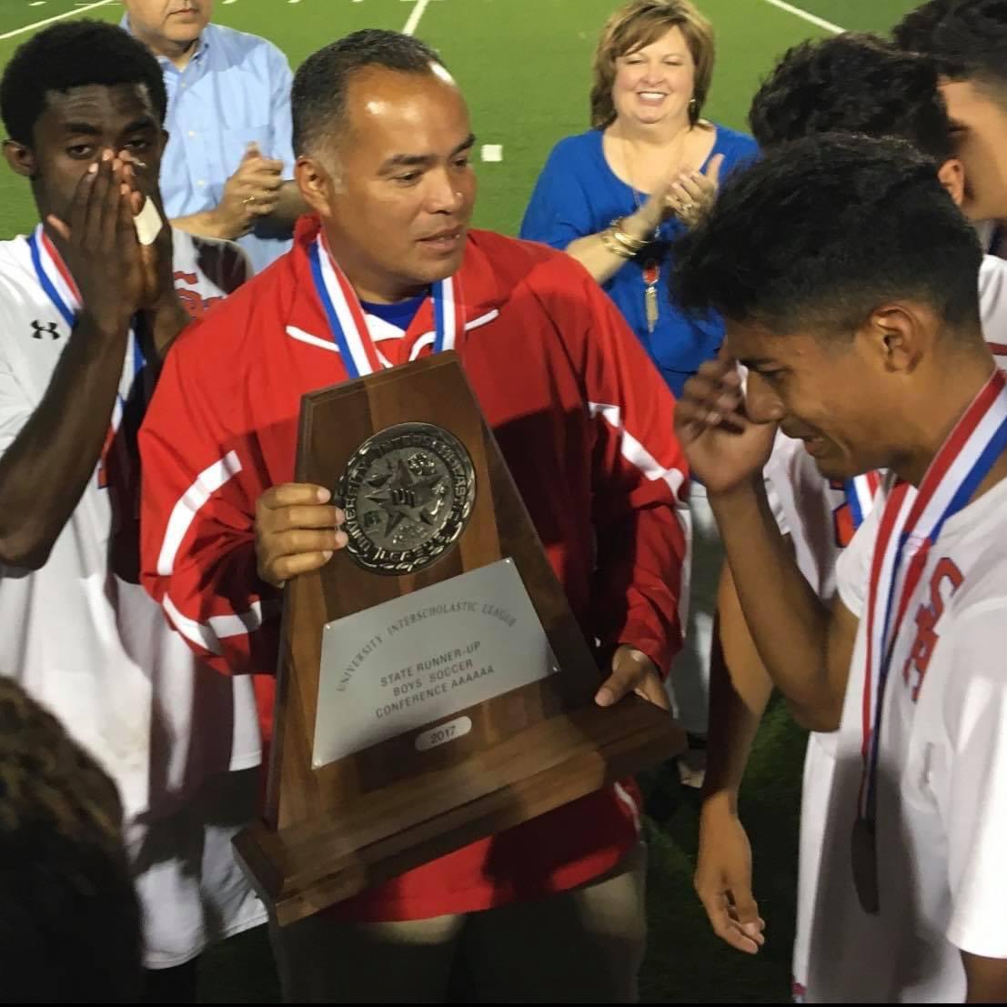 cmerunbritton's tweet image. 🙏🏻💔😢 You touched so many lives in a short life time. ⚽️ @MrsLRodriguez #SamPride #CoachJoeyRodriguez