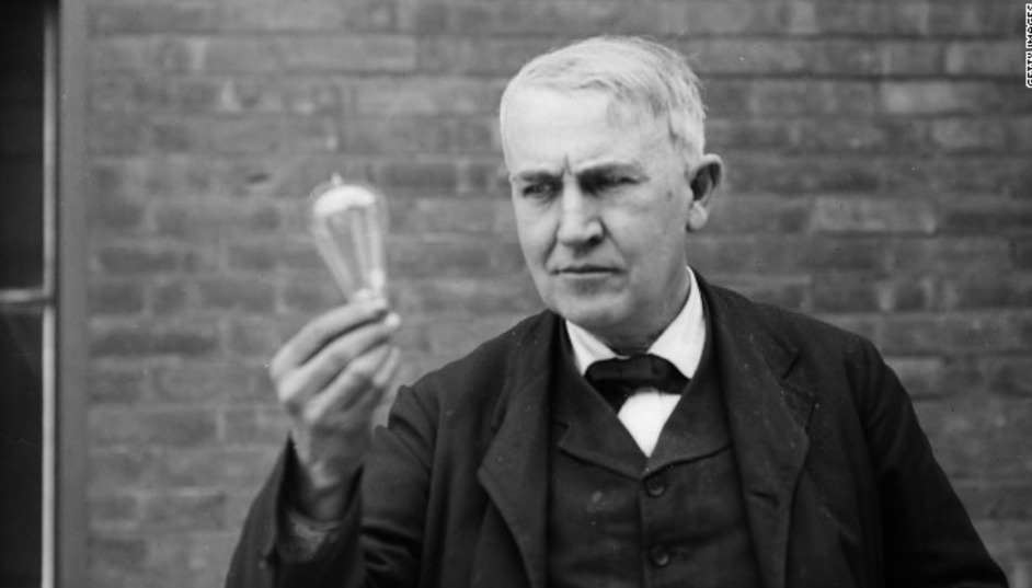 anujjindal01's tweet photo. #OnThisDay in 1878, Thomas Edison made electricity available for household use. This was just 3 days after the #Edison Electric Company was incorporated.
#EDISON #EdisonBulb https://t.co/GJo2YcHc3Y