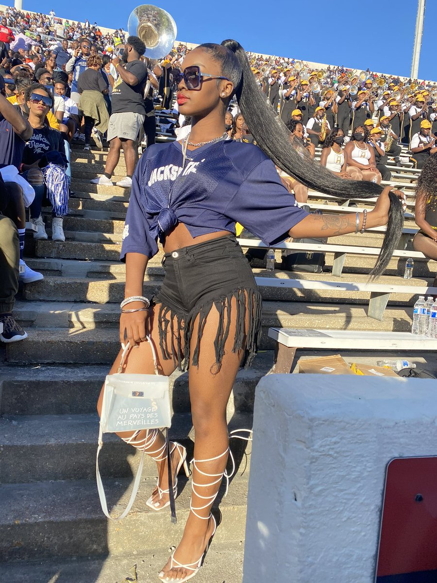 THEE ILOVE 💙 #happyhomecoming #jsu.  Hair: Me