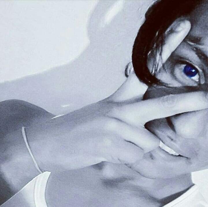 DynamoLazaro's tweet photo. A fake look and smile
#SIGUEMEYTESIGO
#SiguemeYTeSigoVOX
#FolloForFolloBack
#likeforfolow
#SiguemeYTeSigoDeVuelta
#SiguemeYTeSigoCumplo
#Sigueme
#Follow
#MG
#Like
#like4like
#dynamo
#sigumeya https://t.co/k4AJWWmyeq