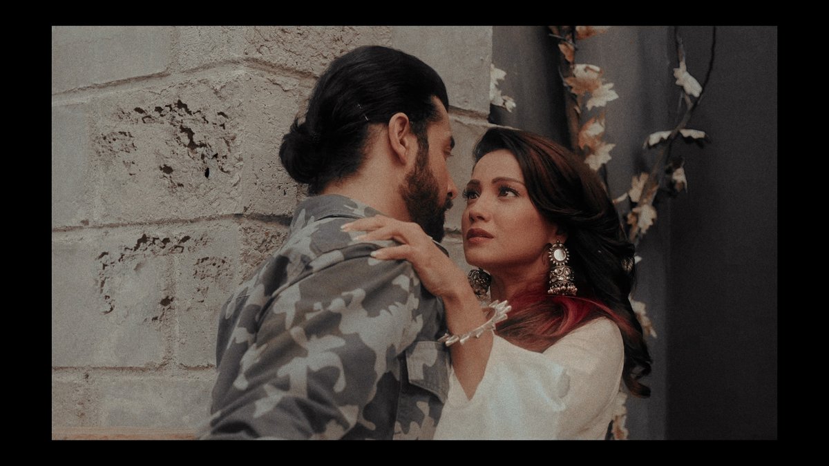 sncwonthebeach's tweet image. The chemistry they hold&amp;lt;3
#SharadMalhotra #Shadaa
youtu.be/qu15iV7lXm0