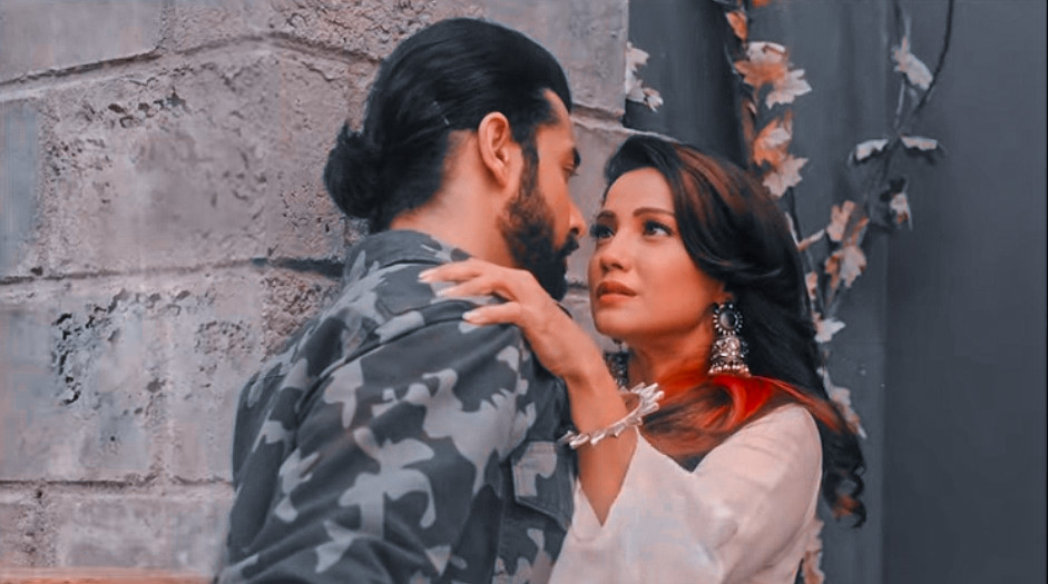 itsme_Ziya's tweet image. Their eye chemistry &amp;gt;&amp;gt;
They're complimenting eachother so well !

📎-youtu.be/qu15iV7lXm0

#SharadMalhotra #Shadaa