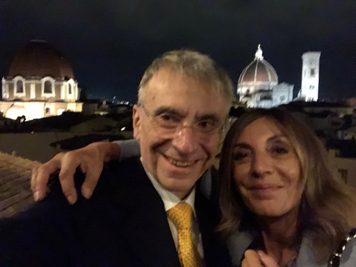NotaioDAMBROSIO's tweet photo. Firenze è sempre Firenze.  Una gitina a Firenze aiuta la mente e lo spirito ad elevarsi! https://t.co/C2TS4DnuZa