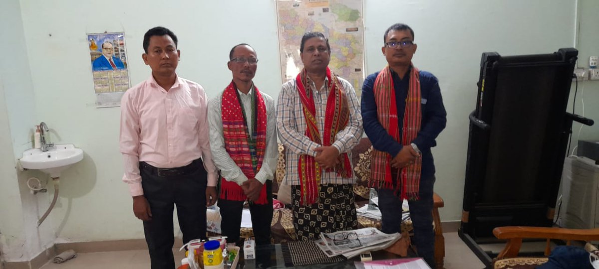 त्रिपुरा से आये हुए Pancha Tipra Council इस NGO के पदाधिकारीयों ने आज बामसेफ के राष्ट्रीय अध्यक्ष मा.<a href="/WamanCMeshram/">Waman Meshram</a> साहब का सत्कार एवं सम्मान किया.
