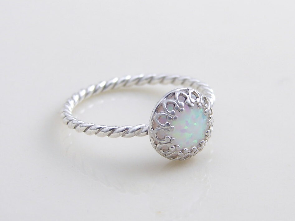 JewelryByMikako's tweet photo. Opal RIng. Sterling Silver Crown Setting with Sterling Silver Twisted Ring. October Birthday. Simple Modern Jewelry by PetitBlue https://t.co/sf2nLrQAbi #HandmadeinUS #GiftIdea #OpalRing #DaintyJewelry #FreeShipping #HandmadeRings #Etsy #DelicateRing https://t.co/sQuoScQ2Er