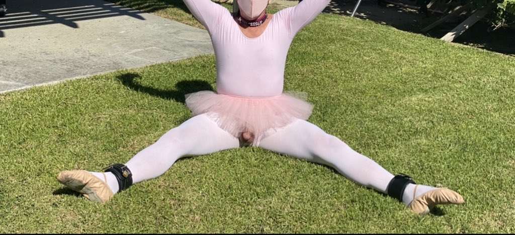 Sissy in the grass with Sissy Ballerina @joedrakesissy