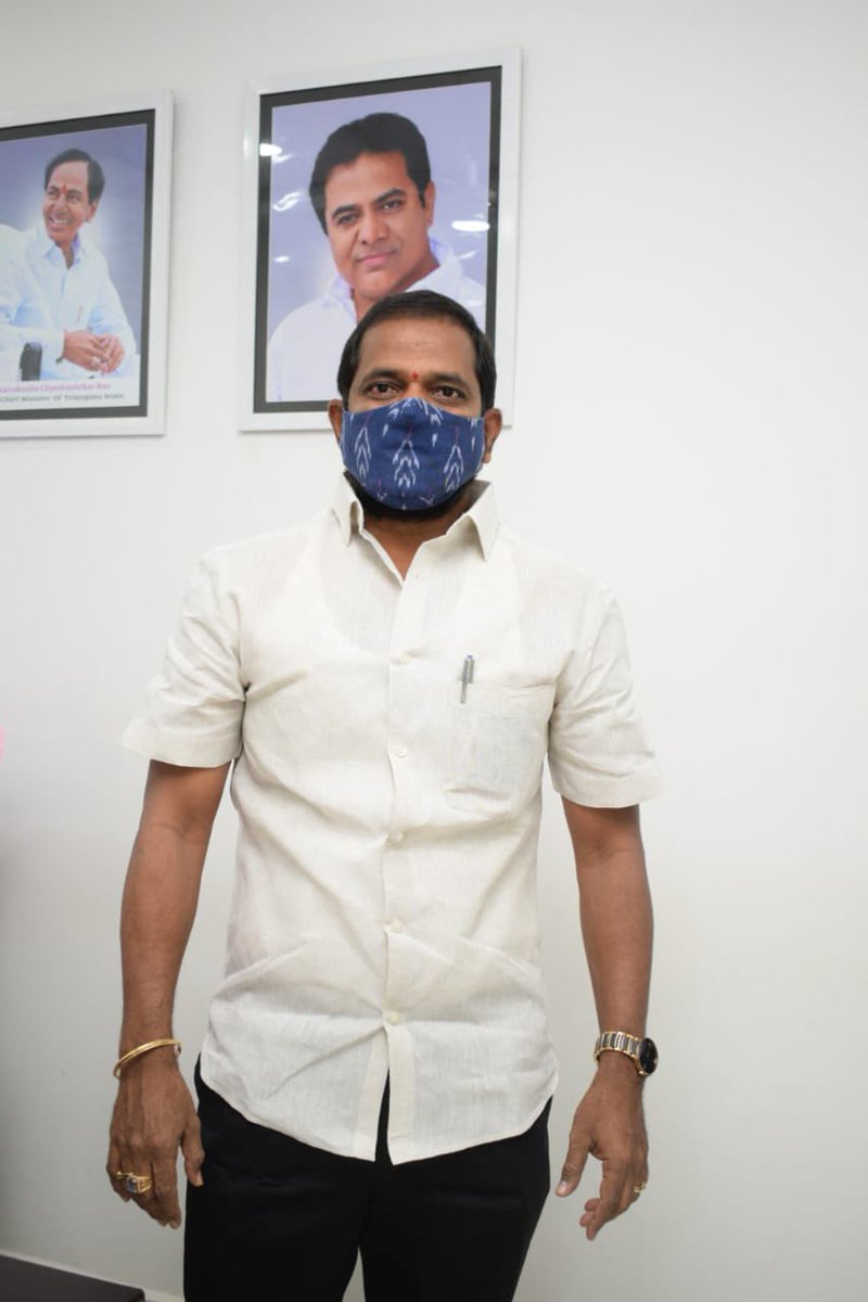 VSrinivasGoud's tweet photo. #HandloomMonday #HandloomMask https://t.co/CXnwn3k4Xf