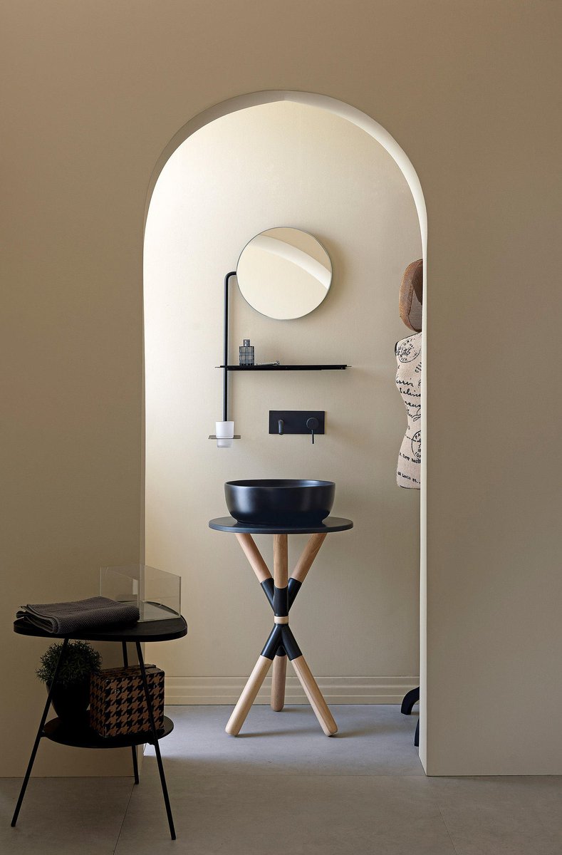 Cross wash basin and fixture by Scarabeo Ceramiche

#architonic #furnituredesign #interiordesign #productdesign #bathroomdesign #vanityunit #bathroomideas #bathroomstyle #designbathroom #archilovers #bathroomfurniture #basin