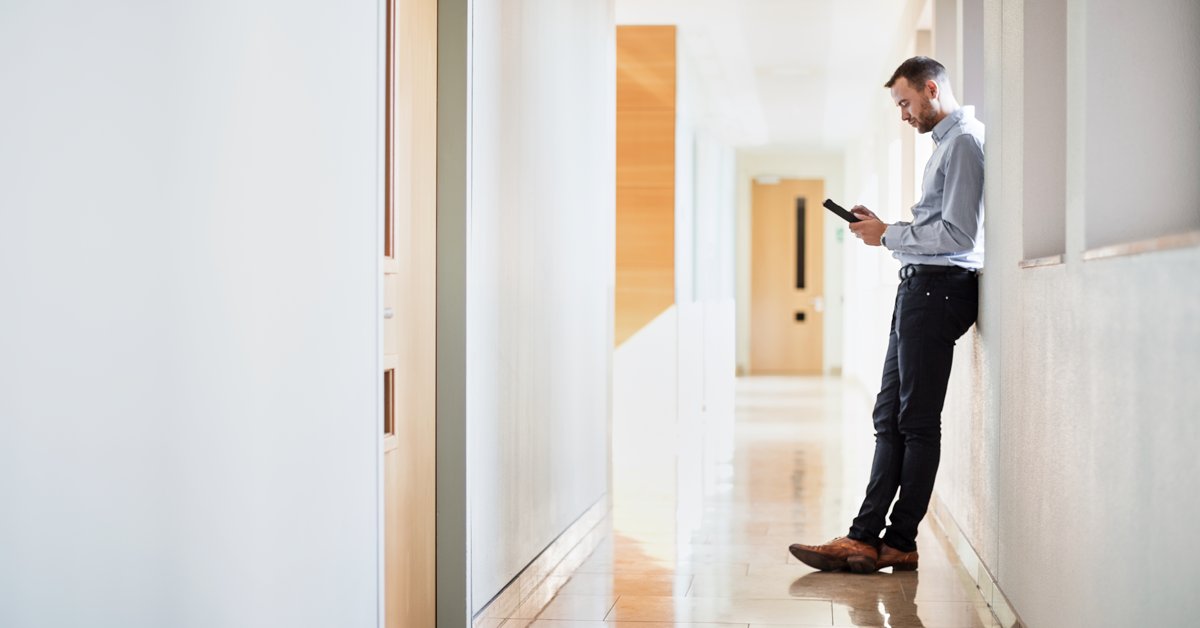 cisco_spain's tweet photo. Más que una alternativa, la #digitalización es un imperativo. @OGFREY os comparte una guía para activar la #TransformaciónDigital de las PyMEs españolas en un contexto desafiante: https://t.co/wB9f51ynrg https://t.co/K5d111J1IS