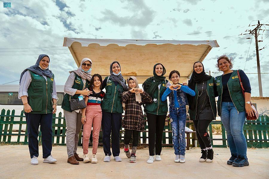 spa_persian's tweet photo. مرکز امداد رسانی ملک سلمان ششمین کمپین داوطلبانه‌ی خود در اردوگاه زعتری اردن را راه‌اندازی کرد.
https://t.co/i8pdafD211
#عربستان_سعودى https://t.co/nbqH2hKqQR