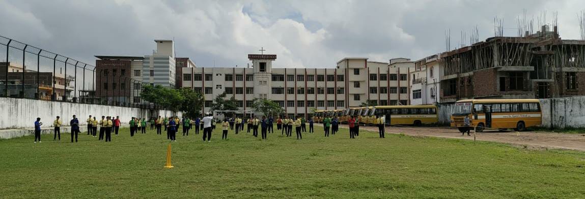 nagda_rupal's tweet image. Richa Verma went to St Karen&apos;s
@itsSSR Thank u St. Karen&apos;s Patna 4 #Fitness4SSR an initiative taken by @IStandWithSSR. A tribute to @itsSSR. More to come from Patna.
Students performing PT.
#fitness4SSR @divinemitz @shwetasinghkirt @withoutthemind @PMOIndia @narendramodi @CbiMum
