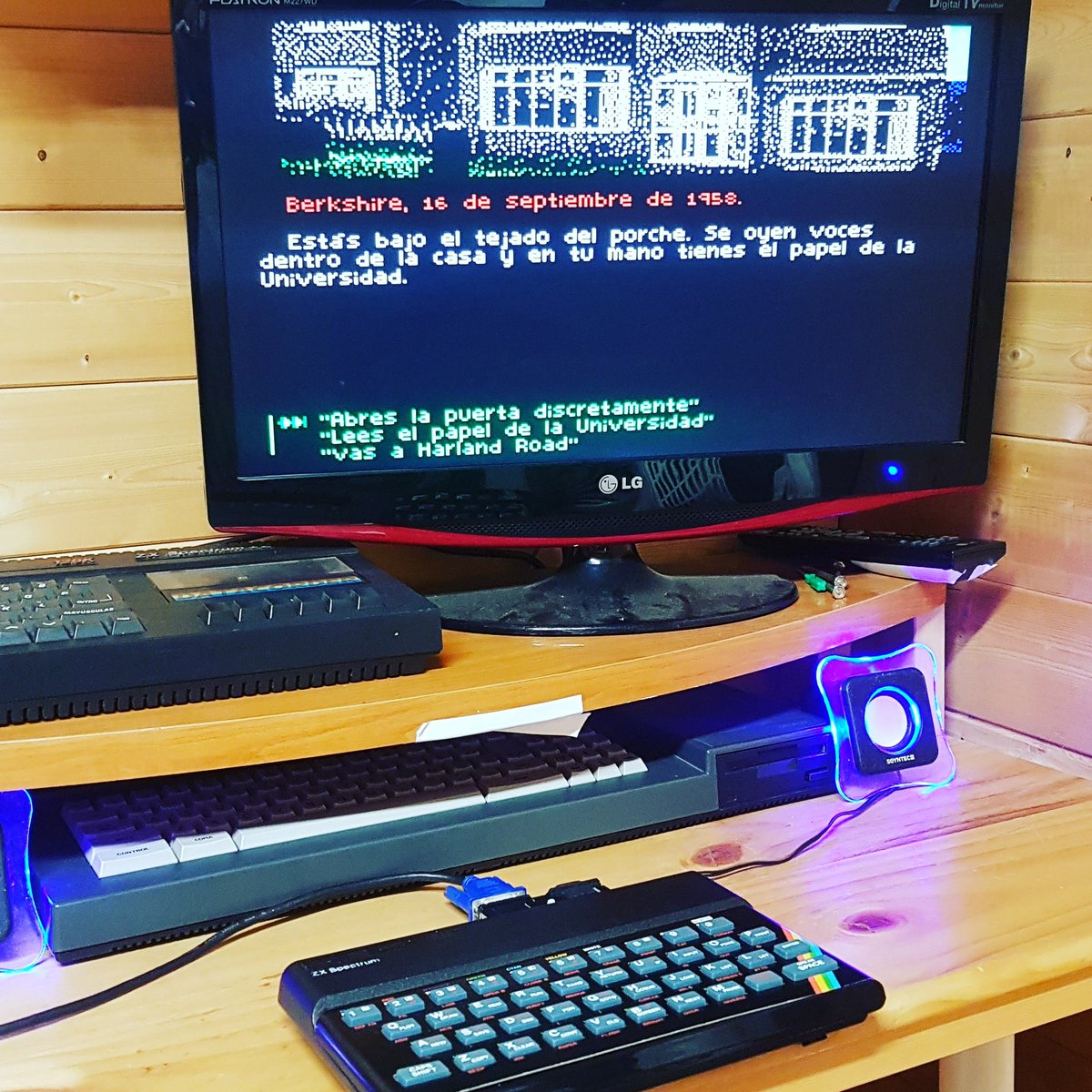PCNONOGames's tweet photo. Nuestro #zxspectrum #48k ya está preparado para testear nuestros #vídeogames y como no, también para jugar unas partidas 😜 #8bitsart #retrogamespain #cassettetape #pixelarts https://t.co/0JhDZH7ruH