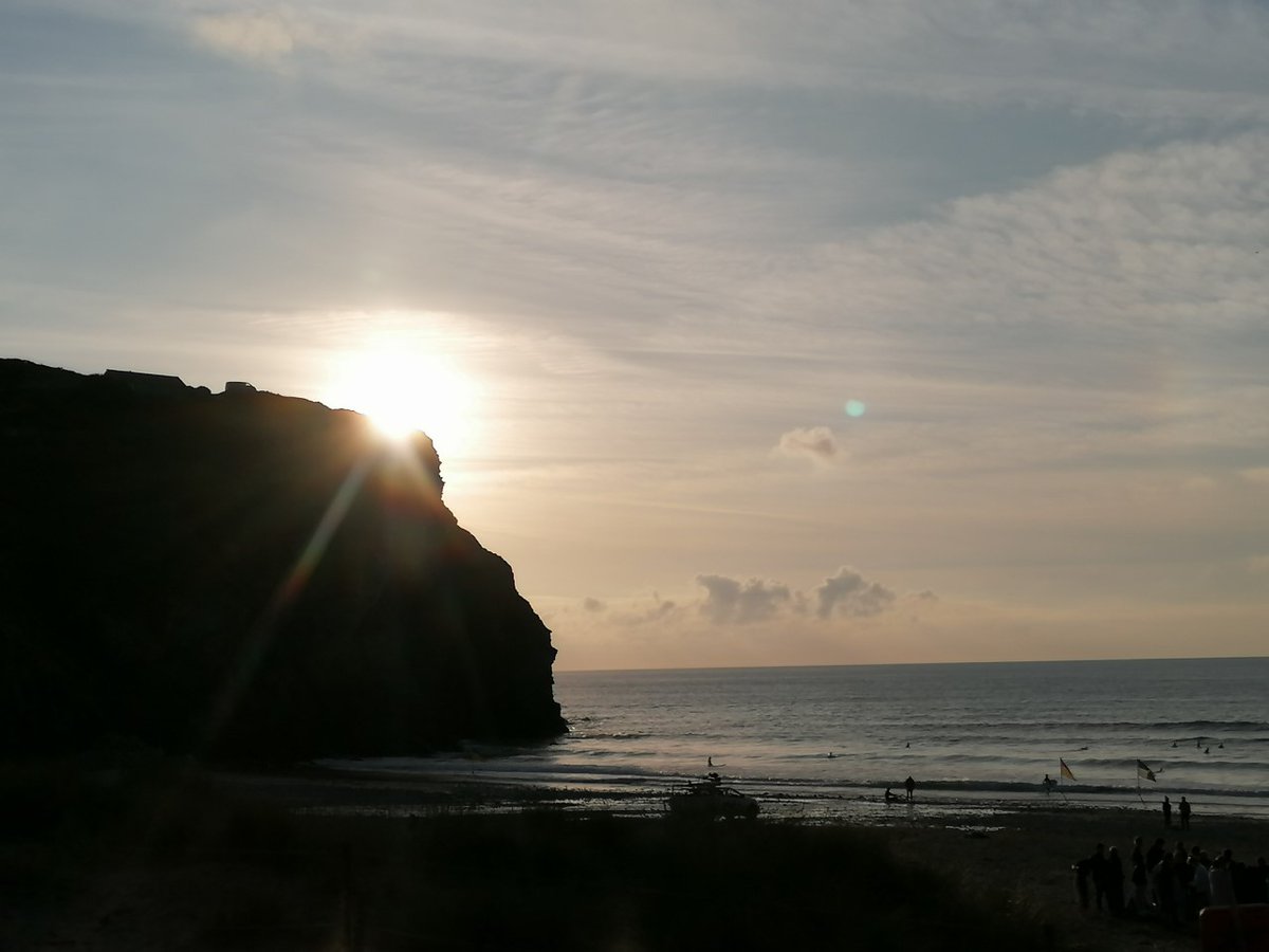 JasonBurley9's tweet photo. Someone was lucky enough to film cliff fall at Porthtowan last week. I managed this photo with sun rolling off cliff! https://t.co/WO0jwbOCnv