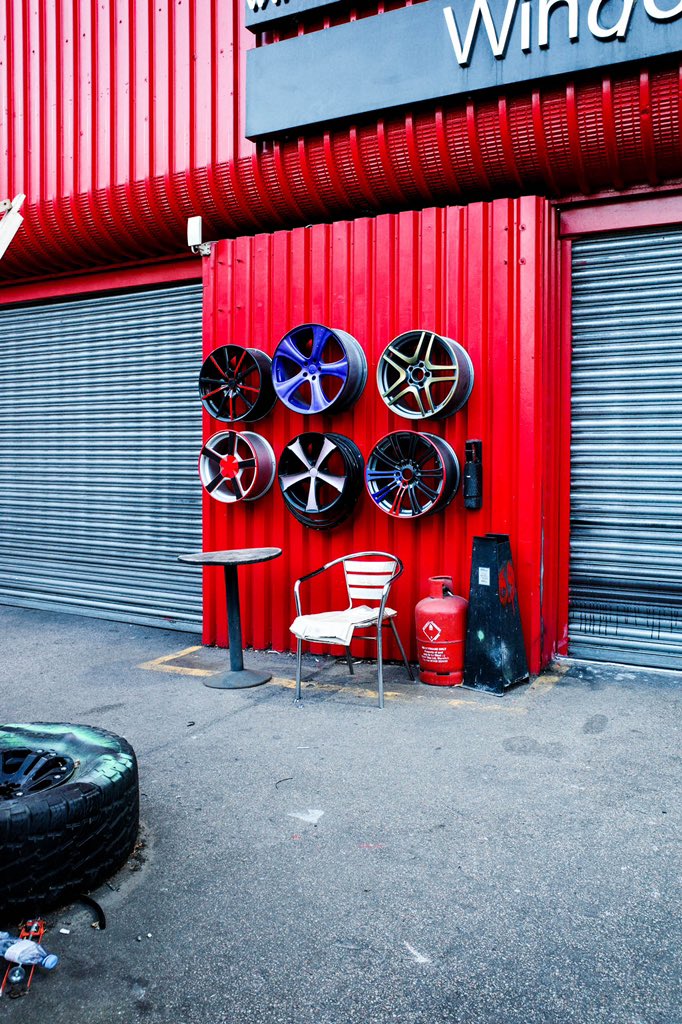 nickdemarco_'s tweet photo. Garage - Ricoh GRiii - Positive mode.
From my blog ‘A Camera for Every Day’ - https://t.co/3jtaoxeapl
#ricohgriii #ricohgr3 #ricohgr #ricohgriiistreetedition #ricohstreetphotography #spicollective #streetlondon #eastlondon #streetphotography #hackney #grchallenge https://t.co/KKLiEsloEa