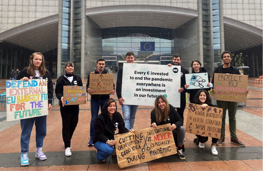stinajn's tweet photo. By investing in the 🌍’s lowest-income countries, the 🇪🇺 is investing in our shared future and against major global challenges!
@KarloRessler @jvanovertveldt, we count on you to act now to protect the external #EUbudget from further cuts! ❌
#ONEActivists @ONEinEU https://t.co/wcv2NNHcnl