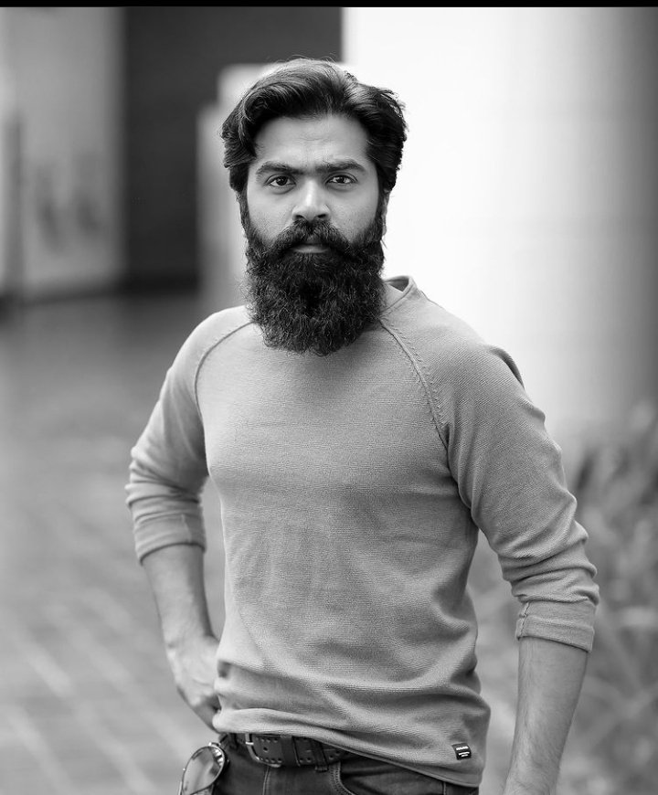 STR_ARUN_'s tweet photo. Edit or real..😲❤️
✨ @SilambarasanTR_ ♥️ #MaanaaduFromNov25th 💥🔥 #AtmanSilambarasanTR ❣️ https://t.co/GiHKvpGppT