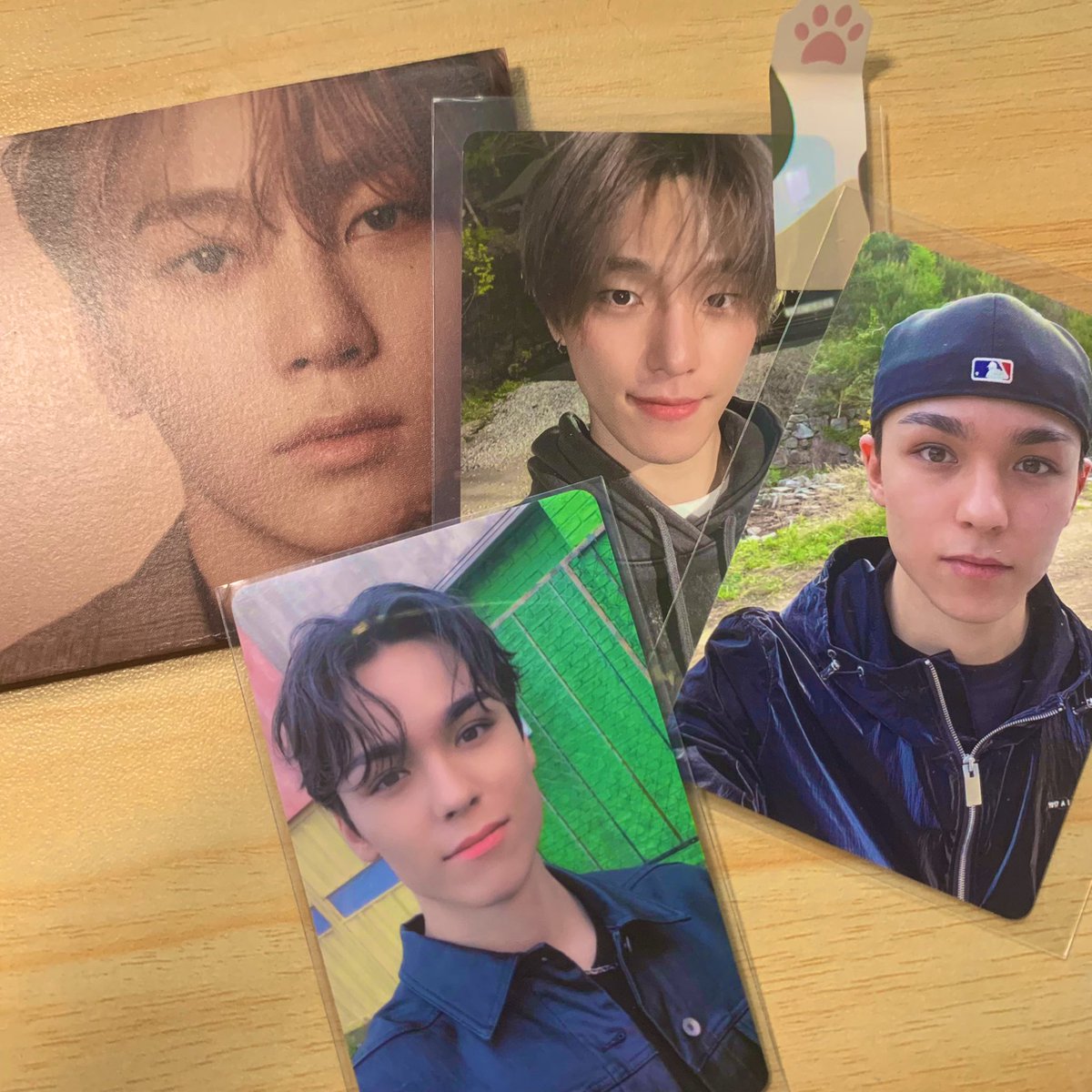 hansoluvbot's tweet photo. #mari3mail ♡ 
{ #fromhosh }

aaa they’re home! tysm @ksysells for sending them to me safely ♡ https://t.co/vYvzYmqoNq