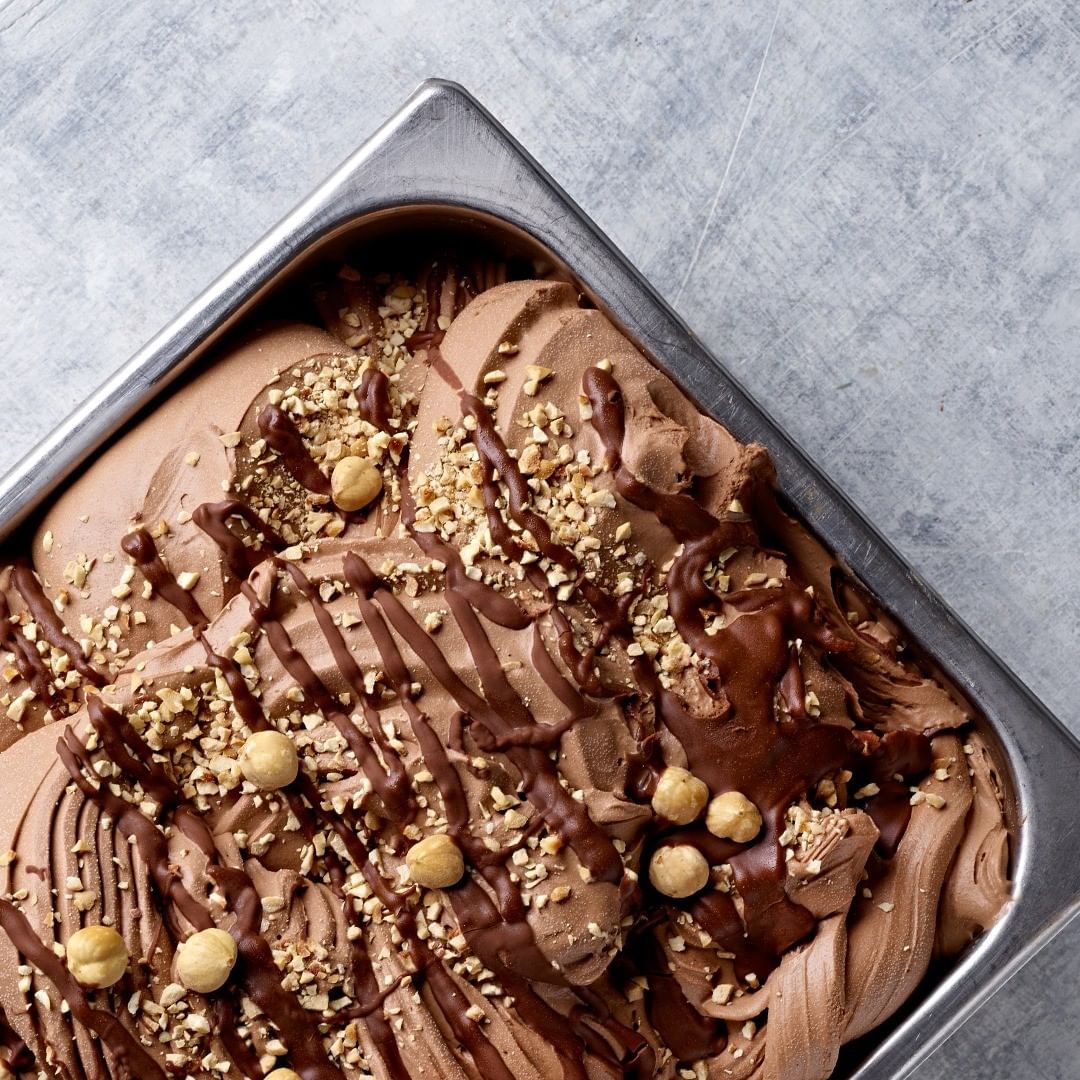 Are you a #Swoonatic? We certainly are. Find them on College Green, Bristol any time of the year! 

What's your favourite flavour? 

📸  <a href="/SwoonGelato/">Swoon Gelato</a>