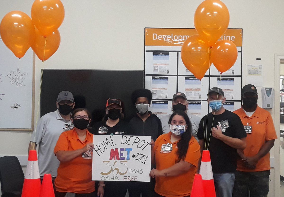 JenGlassHalfFul's tweet photo. Time to Celebrate 365 days O.S.H.A. free !!!! 
@JoshPaauwe2725
@2701
@IzzyChapmanTHD
@RoWilliams1
#safetyispersonal
#365days
#METStrong https://t.co/Jlf7olrk6g