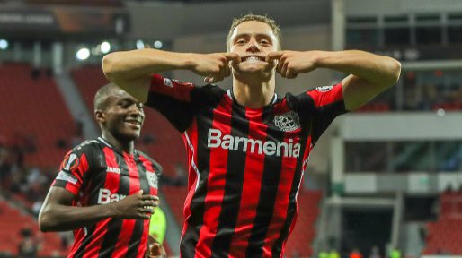 FabrizioRomano's tweet photo. FC Bayern, Premier League clubs and many others are following Florian Wirtz situation closely. Bayer Leverkusen position is still the same: he’s considered ‘untouchable’ for next summer. 🚫🇩🇪 #transfers

There’s no release clause into his current long-term contract. https://t.co/dV92hHxg3Y