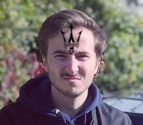 crazykiller946's tweet photo. @VilebrequinAuto @Benzinworld Pourquoi les veines sur ton front ressemblent au logo de maserati ? https://t.co/no6TRX3Pum